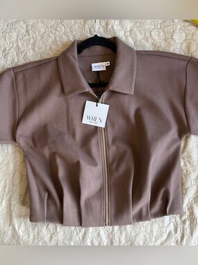 WREN Brown Mocha Bomber wool- like cropped Jacket short coat Size Medium NWT